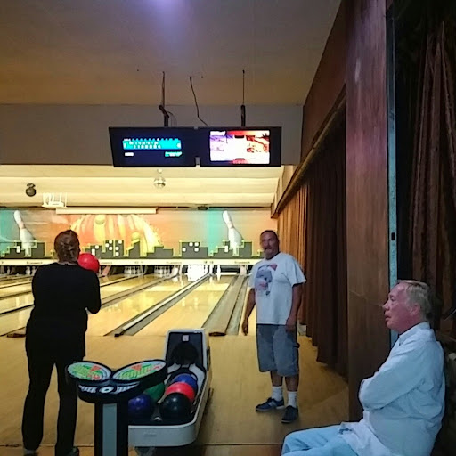 Bowling Alley «Gator Lanes», reviews and photos, 7050 Crystal Dr, Fort Myers, FL 33907, USA
