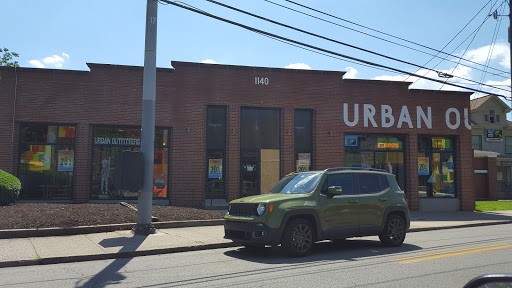Clothing Store «Urban Outfitters», reviews and photos, 1140 Bardstown Rd, Louisville, KY 40204, USA