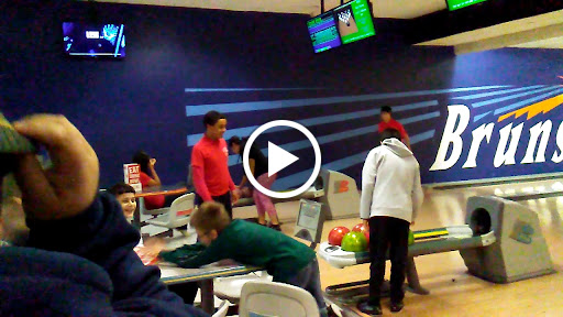 Bowling Alley «Brunswick Zone Turnersville Lanes», reviews and photos, 100 American Blvd, Turnersville, NJ 08012, USA