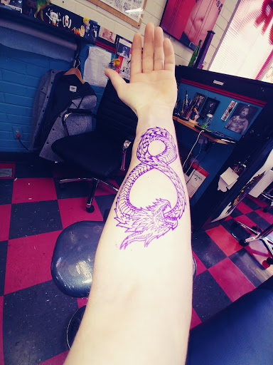 Tattoo Shop «Parlour Tattoo», reviews and photos, 1097 Willamette St, Eugene, OR 97401, USA