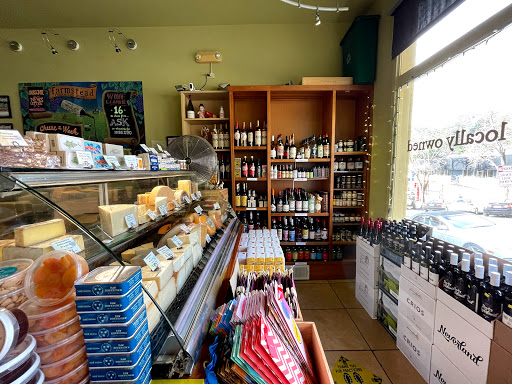Stores and Shopping «Farmstead Cheeses & Wines Oakland», reviews and photos, 6218 La Salle Ave, Oakland, CA 94611, USA