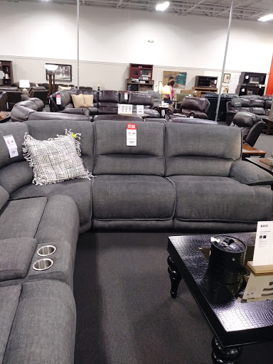 Furniture Store «Value City Furniture», reviews and photos, 94 W Kemper Rd, Springdale, OH 45246, USA