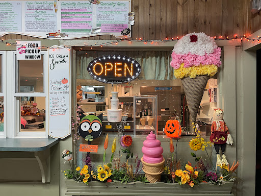 Ice Cream Shop «Country Whip Inc», reviews and photos, 1173 Main St, Acushnet, MA 02743, USA
