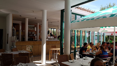Café Pézinhos no Rio Constância