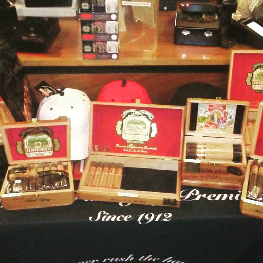 Tobacco Shop «JR Cigar», reviews and photos, 28815 Northwestern Hwy, Southfield, MI 48034, USA