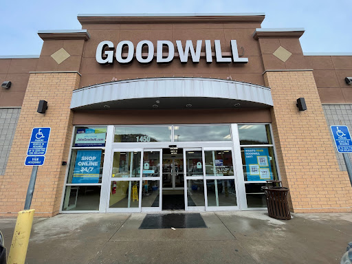 Thrift Store «Goodwill - Winona», reviews and photos