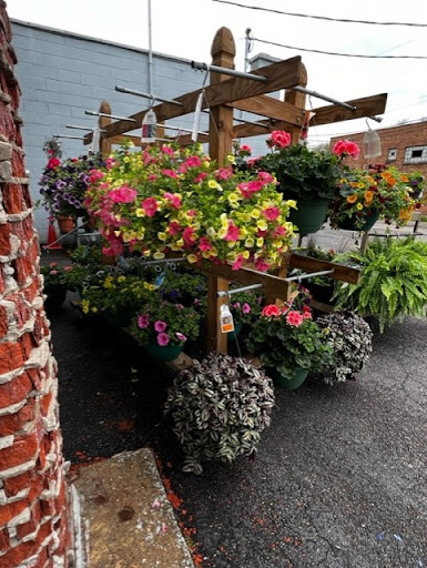 Florist «Flowers By Roger», reviews and photos, 1210 Manchester Ave, Middletown, OH 45042, USA