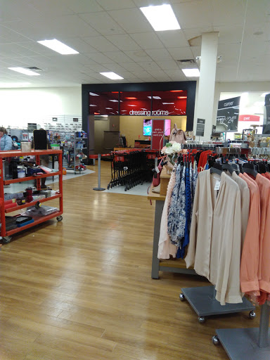 Department Store «T.J. Maxx», reviews and photos, 105 E Street Rd, Feasterville-Trevose, PA 19053, USA