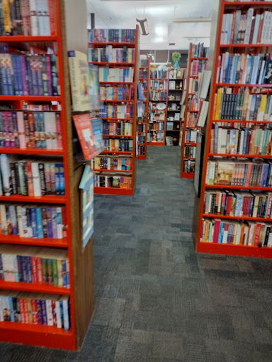 Book Store «Bookmans Phoenix Entertainment Exchange», reviews and photos, 8034 N 19th Ave, Phoenix, AZ 85021, USA