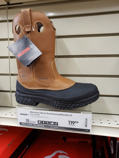 Sporting Goods Store «Academy Sports + Outdoors», reviews and photos, 4215 Jimmy Lee Smith Pkwy Suite 4, Hiram, GA 30141, USA