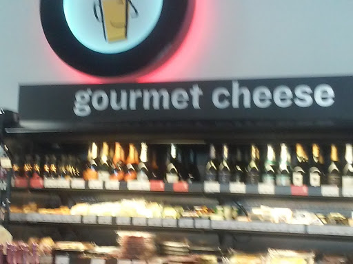 Wine Store «BevMo!», reviews and photos, 7639 N Blackstone Ave, Fresno, CA 93720, USA