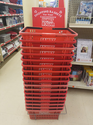 Dollar Store «FAMILY DOLLAR», reviews and photos, 585 Hazard Ave, Enfield, CT 06082, USA