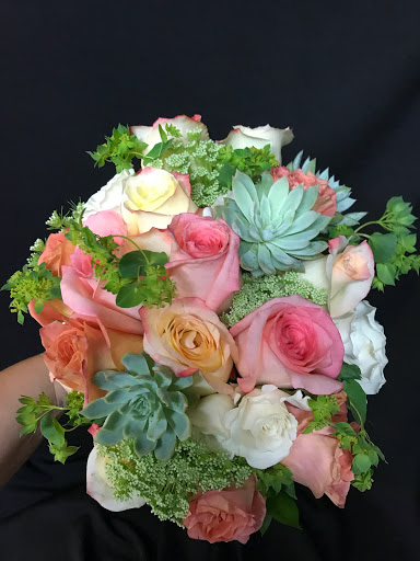 Florist «Artistic Florist Of Tampa», reviews and photos, 2509 W Busch Blvd, Tampa, FL 33618, USA