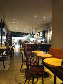 Atmosphère du Café Starbucks à Le Mesnil-Amelot - n°6