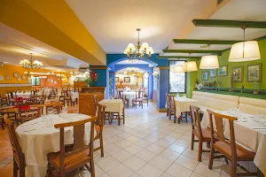 Restaurant Els Porxos image