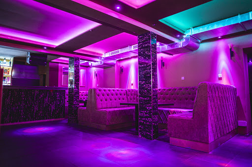 Cave Club & Lounge