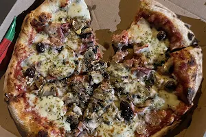 Point Pizza image