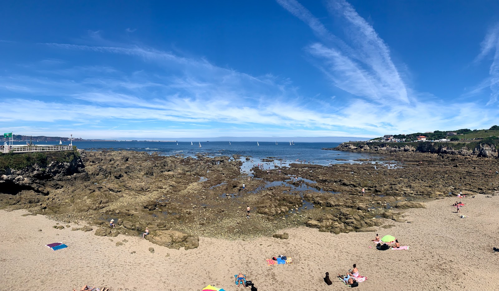 Foto von Playa del Cervigon - beliebter Ort unter Entspannungskennern