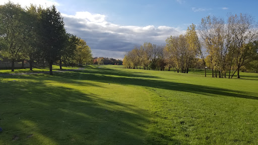 Golf Course «Streamwood Oaks Golf Club», reviews and photos, 565 Madison Dr, Streamwood, IL 60107, USA