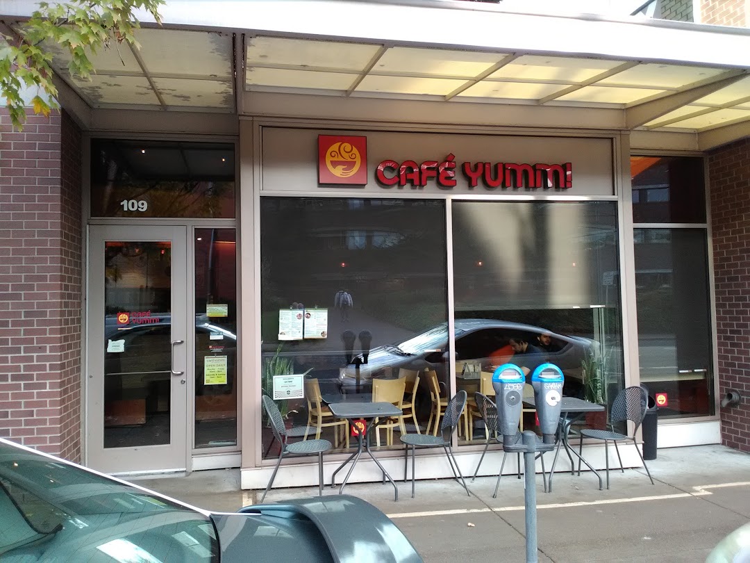 Cafe Yumm - On Monroe