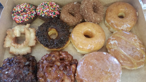 Donut Shop «The Original Rainbow Donuts», reviews and photos, 15834 N Cave Creek Rd, Phoenix, AZ 85032, USA