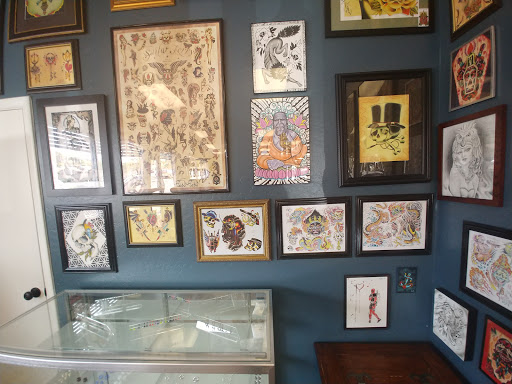 Tattoo Shop «Forever True Tattoo», reviews and photos, 19401 N Cave Creek Rd #32b, Phoenix, AZ 85024, USA