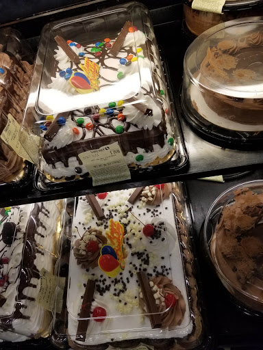 Grocery Store «Safeway», reviews and photos, 1701 Santa Rita Rd, Pleasanton, CA 94566, USA