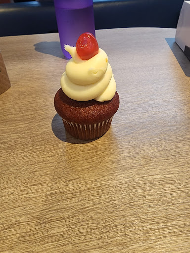 Italian Restaurant «Cossetta», reviews and photos, 211 7th St W, St Paul, MN 55102, USA