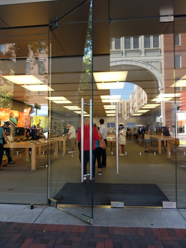 Apple Bethesda Row