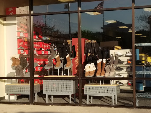 Outlet Mall «Tanger Outlet Foley», reviews and photos, 2601 S McKenzie St, Foley, AL 36535, USA