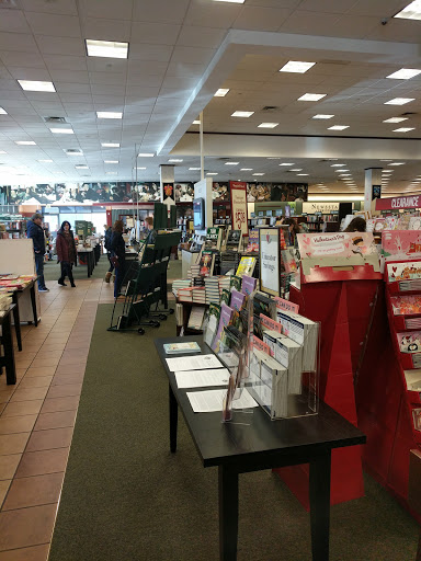 Book Store «Barnes & Noble», reviews and photos, 18025 Garden Way NE, Woodinville, WA 98072, USA
