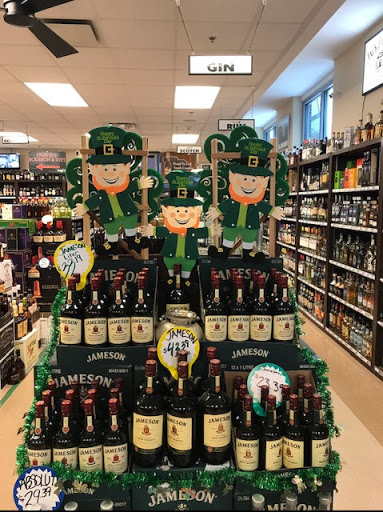 Liquor Store «Burris Liquor Store», reviews and photos, 418 Meeting St, Charleston, SC 29403, USA