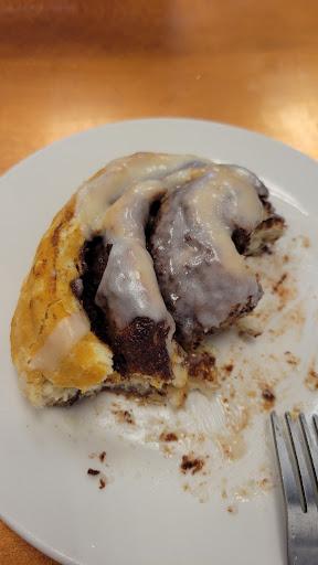 Bakery «Cinnamon Bear Bakery & Deli», reviews and photos, 600 University Blvd, Harrisonburg, VA 22801, USA