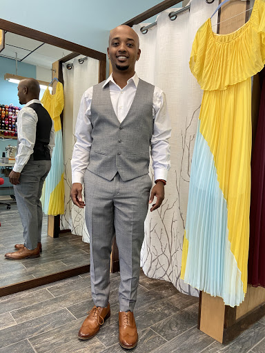 Dry Cleaner «Royal Dry Cleaners», reviews and photos, 777 E Aurora Rd, Macedonia, OH 44056, USA