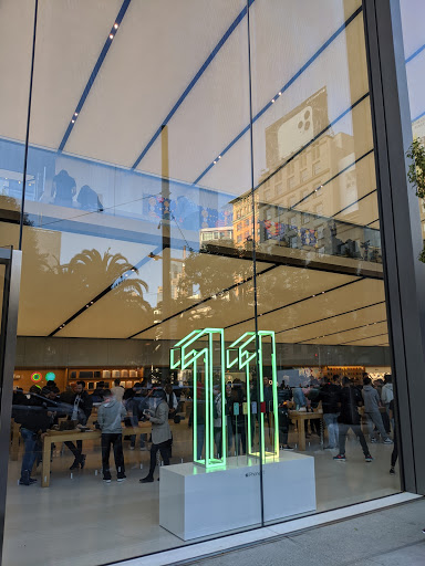 Computer Store «Apple Union Square», reviews and photos, 300 Post St, San Francisco, CA 94108, USA