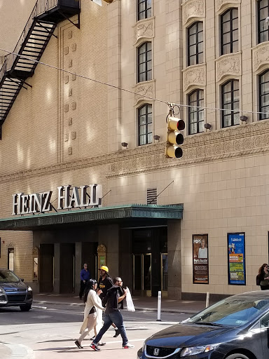 Shopping Mall «Fifth Avenue Place», reviews and photos, 201 Fifth Ave, Pittsburgh, PA 15222, USA