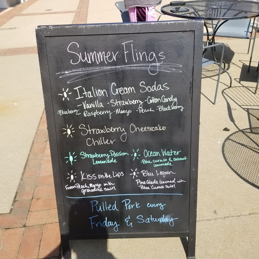 Coffee Shop «The Creme Coffee House», reviews and photos, 109 E 2nd St, Owensboro, KY 42303, USA