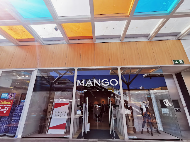 mango.com