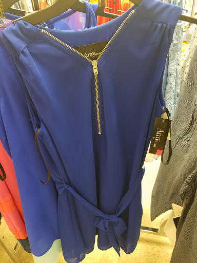 Clothing Store «K&G Fashion Superstore», reviews and photos, 908 Morse Rd, Columbus, OH 43229, USA