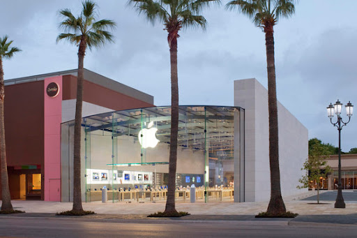 Computer Store «Apple Highland Village», reviews and photos, 4012 Westheimer Rd, Houston, TX 77027, USA