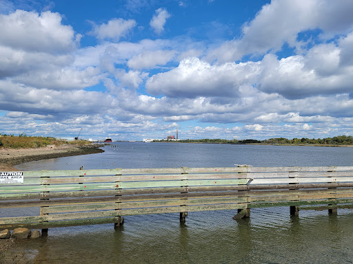 Water Park «Carteret Waterfront Park», reviews and photos, 200 Middlesex Ave, Carteret, NJ 07008, USA