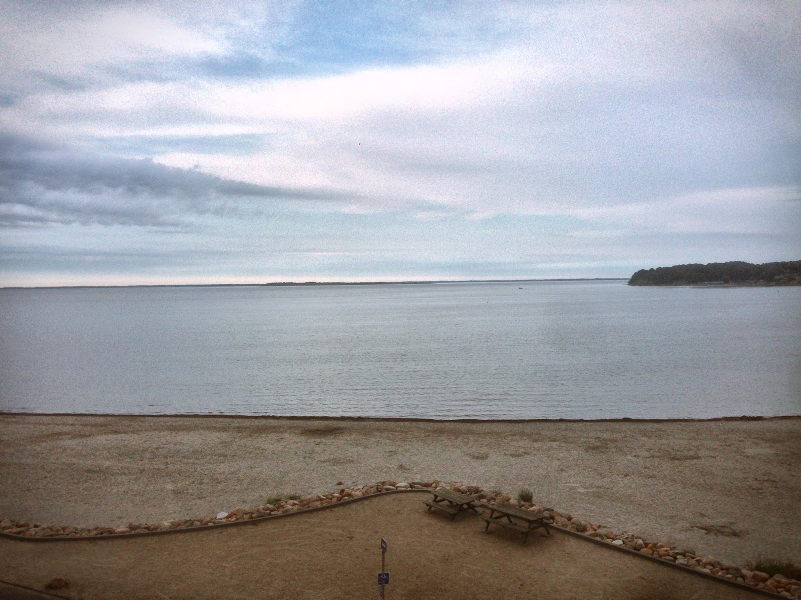 Hejlsminde Beach'in fotoğrafı - rahatlamayı sevenler arasında popüler bir yer