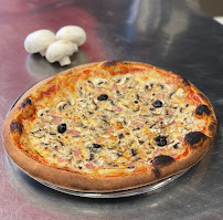 Pizza du Pizzeria JB PIZZA BRIGNOLES - n°17