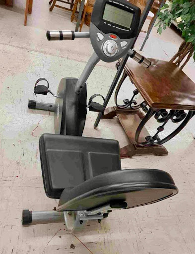 Thrift Store «Thrifty Bargains», reviews and photos, 1472 Bridge St, Yuba City, CA 95993, USA