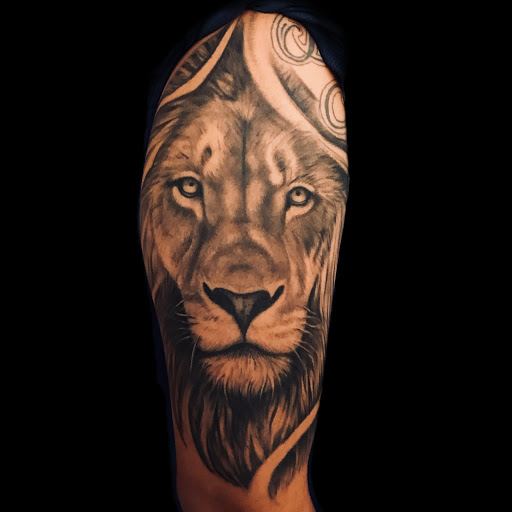 Explore mens tree tattoo ideas, creative tattoo ideas in Fremont, available at Inkies Tattoo Studio