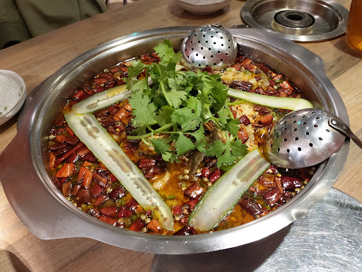 四川華神（水煮魚 酸菜魚 麻辣火鍋）-西門町美食 的照片