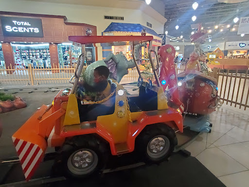 Shopping Mall «Coral Square», reviews and photos, 9469 W Atlantic Blvd, Coral Springs, FL 33071, USA