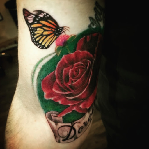 Tattoo Shop «Ink & Iron Custom Tattoo Studio», reviews and photos, 3700 N Cicero Ave, Chicago, IL 60641, USA