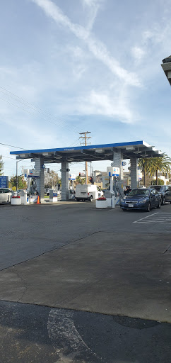 Gas Station «Chevron», reviews and photos, 2300 Homestead Rd, Los Altos, CA 94024, USA