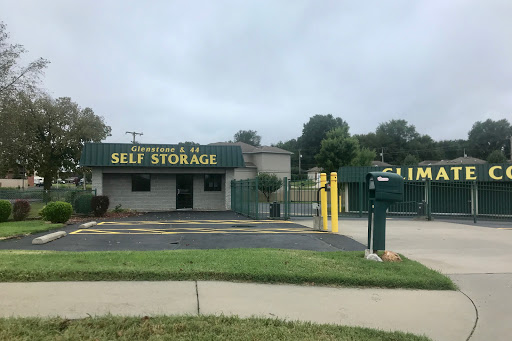 Self-Storage Facility «Glenstone & 44 Self Storage», reviews and photos, 1640 E Evergreen St, Springfield, MO 65803, USA